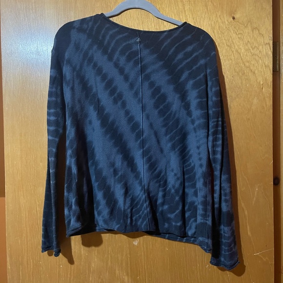 Praha Tie-dye Sweater - Picture 3 of 3